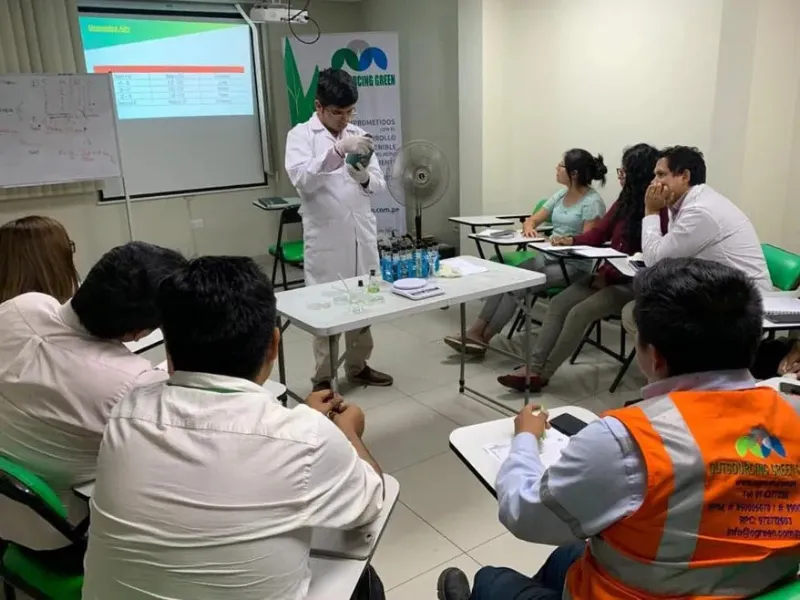 Servicio de Capacitaciones (5)